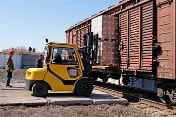 Стоимость вагонных перевозок грузов в Пскове