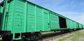 Сколько стоит перевозка грузов по ЖД в крытых вагонах из Пскова